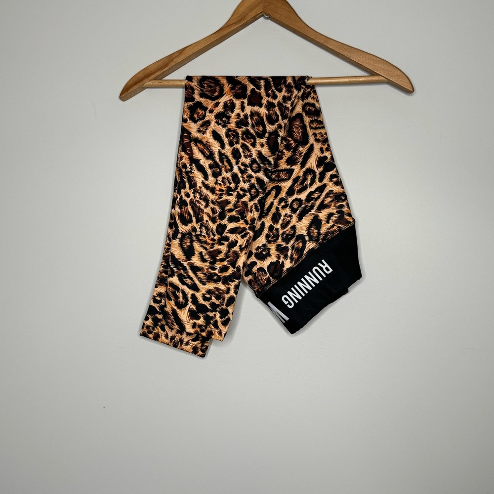 LEOPARD PRINT WORKOUT LEGGINGS